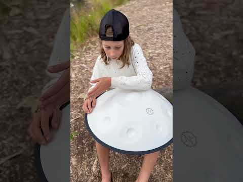 BeatRise - B2 Amara 9 - White - by @sunnisessionz #shorts #short #handpan #handpandrum #handpanshop