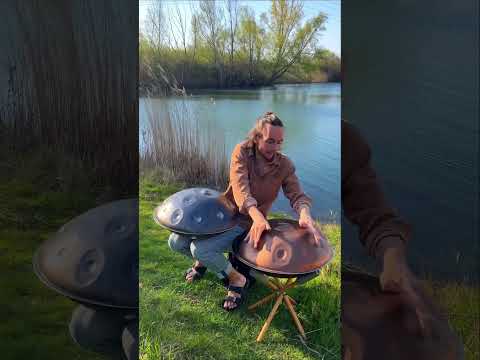 Having fun with two Handpans