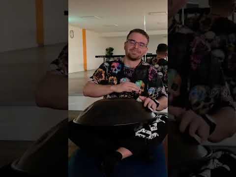 Handpan D-Kurd9+1 Musik am morgen (4uhr) vertreibt kummer und sorgen. Kleine Abschiedssession.