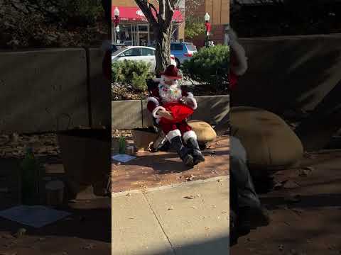 Handpan Santa is Coming to Town 🎅 #handpan #santa #santaclausiscomingtotown #handpansanta #lawrence