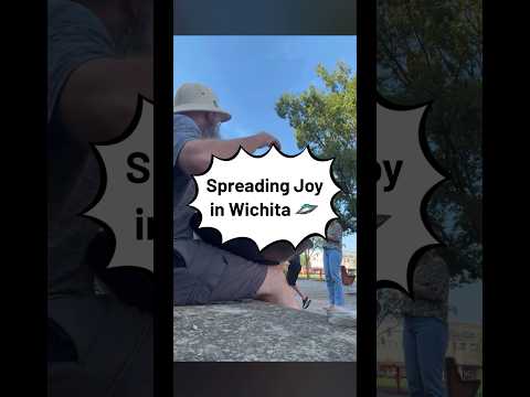 Handpan Dan Spreading Joy in Wichita 🛸☮️❤️ #handpan #wichita #busking #joy #handpandan