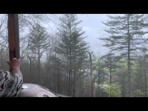 This 🛸🎶 rhythm just seemed to fit the mountain vibe here this morning… hope y’all enjoy! 🤗🛸🎶🦋