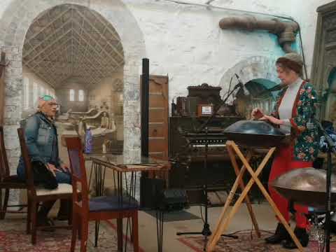Tears in my eyes - voice improv with handpan