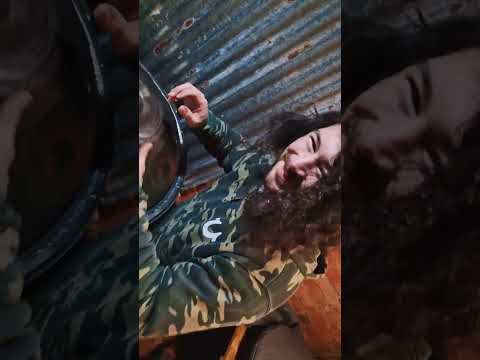 Can you spot the difference? | Handpan Maker | Tuning a D Celtic