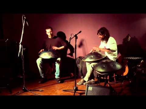 Joan Jibuk Aeoilan ft Ruben Llorach - Energia Aeolica - Live Handpan