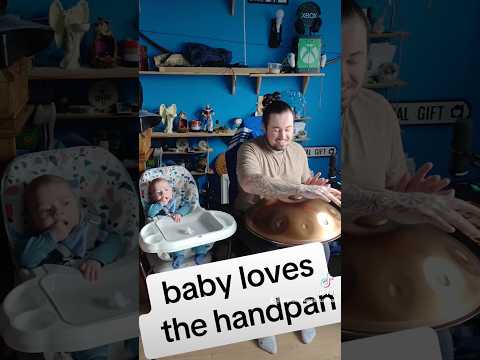baby loves the handpan #handpanmusic #handpan #baby #babiesoftiktok #funny #viral #happy #fyp