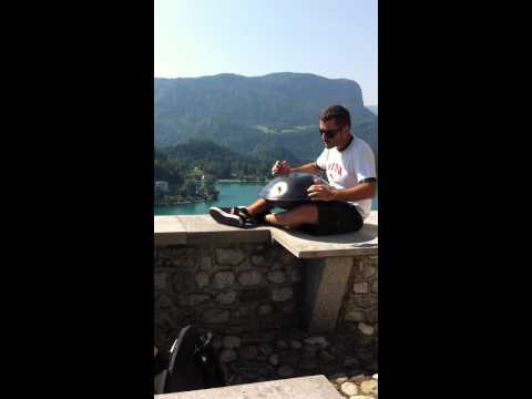 Disco armonico-lago di bled ( castello di bled) slovenia 2