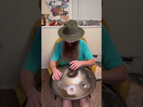 God Rest Ye, Merry Gentlemen on handpan 😴 #handpan #GodRestYeMerryGentlemen #Christmas #handpandan