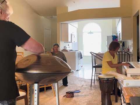 🛸🎶🎹    Handpan and keyboard …An impromptu improvisational jam….. 🤗 … 🛸🎶 … 🦋