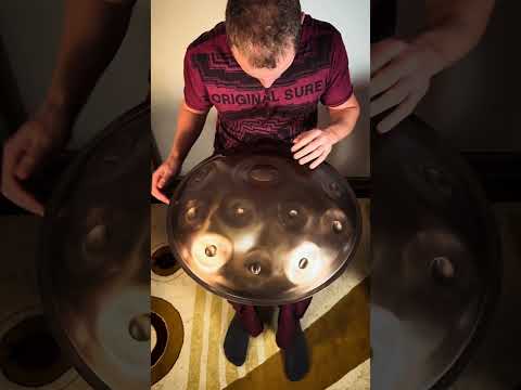 Daniele Rebaudo improvises on a Cenz F Low Pygmy 14