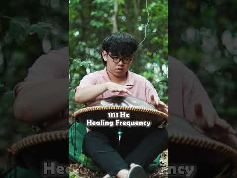 Easy mind on a hill side | handpan music @Handpanion