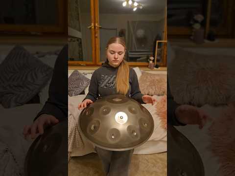 played on my E Amara 20. It's a cover of a song from Kate Stone. ❤️✨️ #handpan #music #percussion