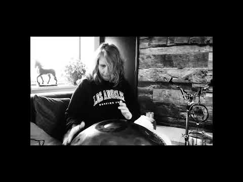 "Wind chimes", handpan, solo