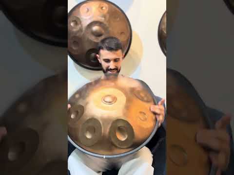 Having fun with this double scale E la sirena/D minor 😃✨ #erffpan #handpan #hangdrum