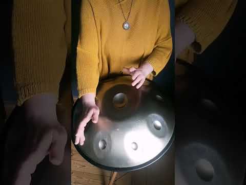 Handpan Cover "Nights in white Satin" auf der D Kurd mit Gesang. #handpancommunity #handpanmusic