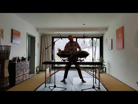 Something familiar - D Celtic Amara - Handpan Reiki Music