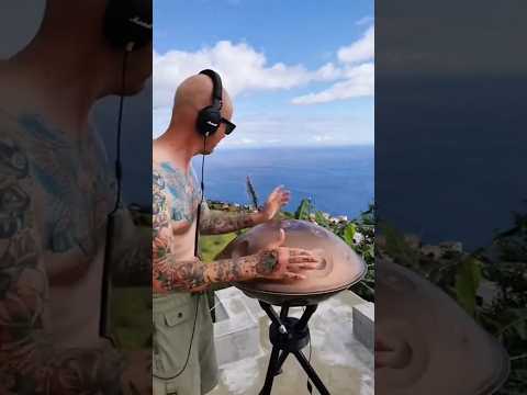 Just another handpan live flow from Madeira island 🤭🏝️🌊🥁🎶