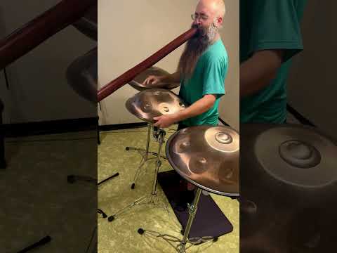 Handpan with didgeridoo is my favorite combo 🛸🌳🎺 #handpan #didgeridoo #ebminor #handpandan