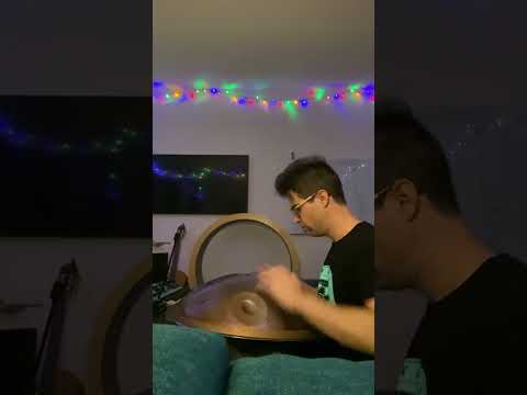Simple D F#m arpeggios on the F# Low Pygmy 19 handpan