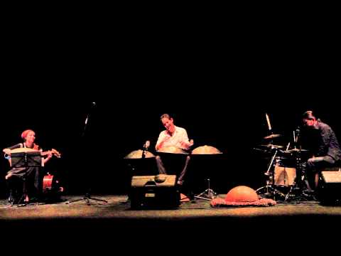 Liron Man - Entre Tres Culturas (2012)