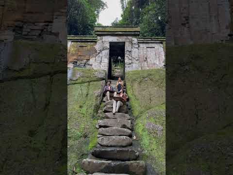 Anka 🪨 Music on Temple Steps in Bali | HUMANKA #shorts