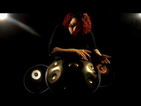 Marjorie Courtiau - HANDPAN Musique Zen / HÂM (harmonie de l' âme en musique)