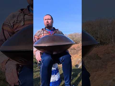 might not look it but I love playing the handpan lol 😆#handpan
