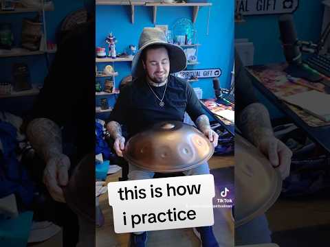 this is how I practice the handpan #handpan #handpanman #handpanmusic #music #happy #meditation