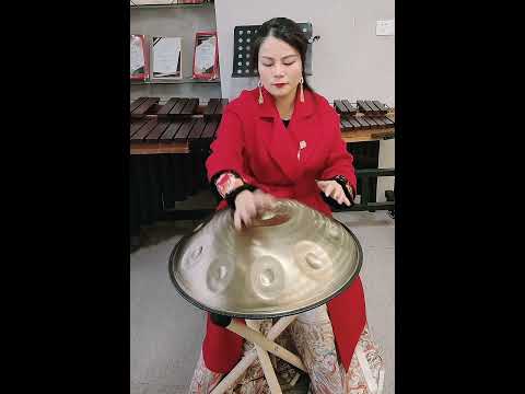 Handpan Princess Playing《天使的赤坂》(Angel's Wings) on Handpan