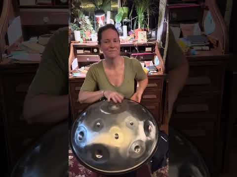 Beautiful Handpan music. Key of E major.