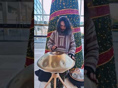 Busking @CentreMK on the handpan | Panstream E2 Voyager 16 | Hanpan Music