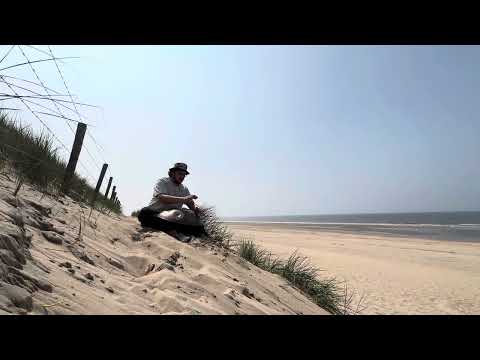 Sound of the Ocean / Namipan D Sabye / water & handpan meditation by the sea