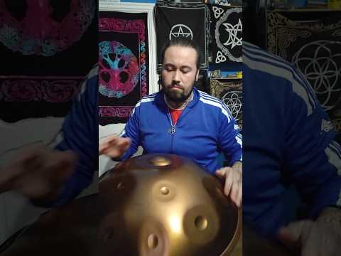 What do you see when listening to this third 👁️ #listeningmusic #handpan #handpanlover #handpanmusic