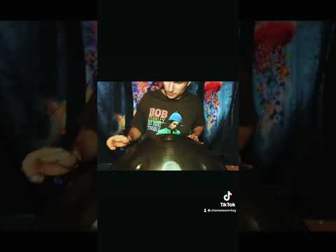 Wonderful beat, hang massive remix