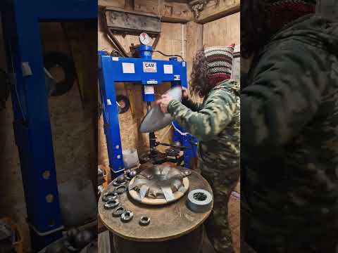 Pressing Dimples | Handpan Maker | Learning how to build my own handpans