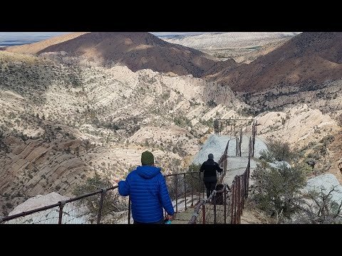 Devil's Chair - Pearblossom, Ca