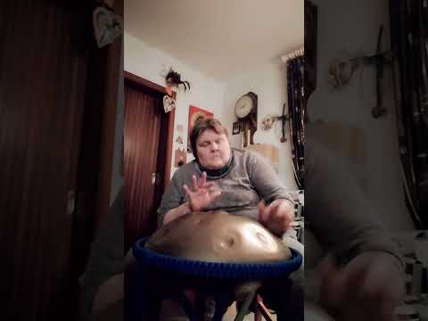 erfüllendes Handpanspiel