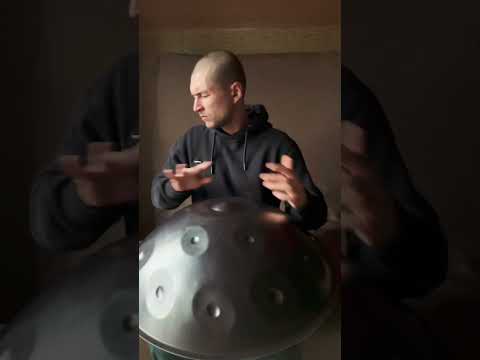 Nice handpan beat. Like this ?) #handpan #drummer #music #percussion #drums