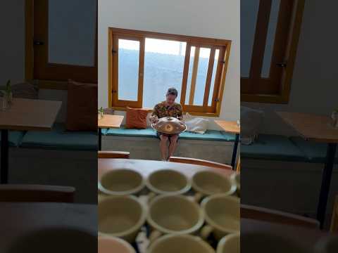 Melodies & Mochas: Chill Handpan Harmony in a Cozy Café #handpan #coffee #cozy #handpanmusic