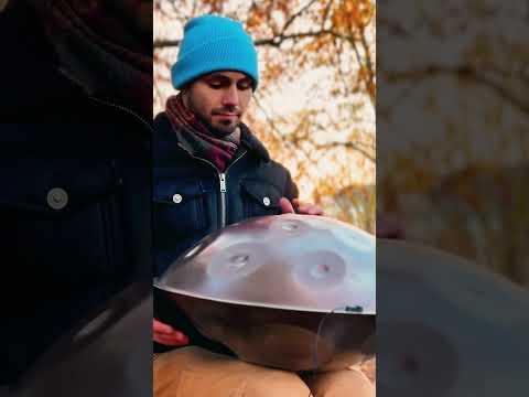 Close your eyes and listen to the sound of the wind 🍂💨 #handpan #relaxingmusic #meditation