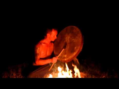 NATIVE AMERICAN SHAMAN DRUM with hair 60 cm