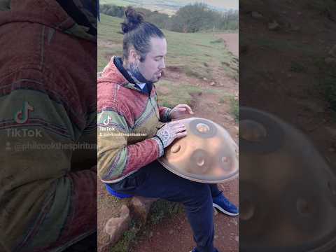 Relax and listen to the handpan #handpanmusic #nature #handpan #viral #spirituality #sound