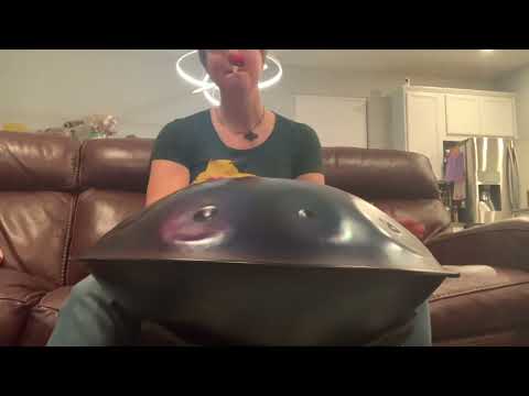 Hand pan giggles