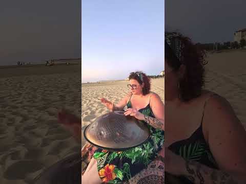 Marjorie Courtiau - HANDPAN Musique Zen / WHITE MOON FULL