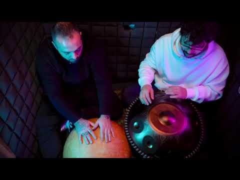 Momento musical handpan + calabaza africana. Con Dani de cenithandpans.com