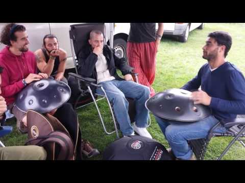 HangOut UK 2016 (Friday) - Dan Schachter on Golden Mutant joined by Kabeção on Meraki