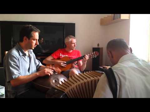 JAM2 at home with the JOF's (Guitare, Accordéon, Handpan Meraki Kurd9) - Jean-Matthieu Bourgeot (HD)