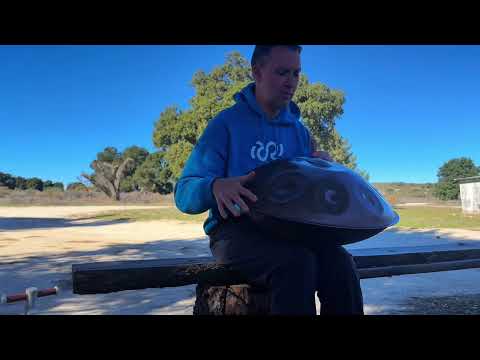 The desert dream. Oasis Sound Sculpture Bb Voyager Handpan improvisation.