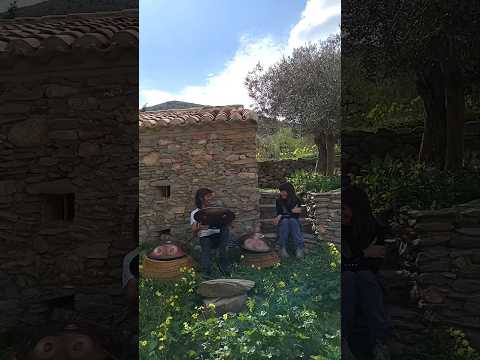 Yo vengo a ofrecer mi corazón. Eu de Eulalia y Rubén Llorach. Voz y Handpan