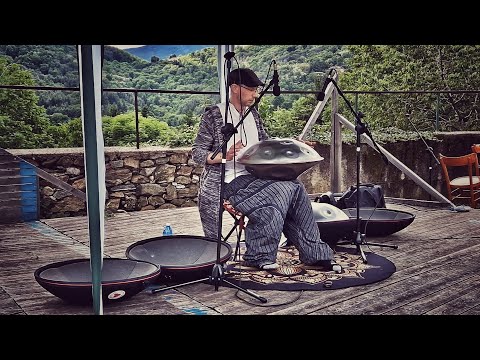 HANGING IN THE WIND - live - handpan D Kurd